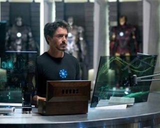 Премьеру Железного человека 2 перенесли из-за вулкана