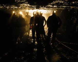 В Луганской области затопило шахту. Пропали без вести три шахтера