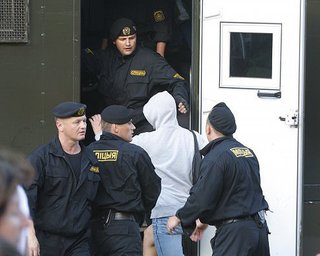 С 1 марта в белорусском метро будут досматривать пассажиров