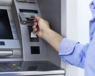 Перекази без підтвердження доходів: кому в Україні встановили нові ліміти