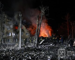 ВС РФ ударили по многоэтажке в Харькове: среди погибших есть дети, продолжаются поисковые работы (фото)