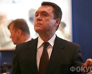 Кабмин сузил перечень платных услуг в вузах