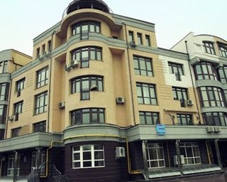 Матпомощь Януковичу в размере 1,6 млн. грн. – это подарок, - СМИ