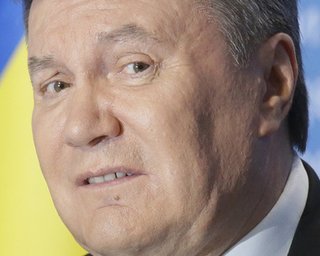 Янукович объяснил, почему стратегические отношения с Россией являются безальтернативными