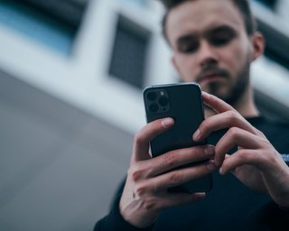 Українські мобільні оператори повідомили своїм абонентам, коли з'явиться зв'язок