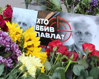 Материнского сердца больше нет. Людмила Шеремет — о задержании подозреваемых в убийстве сына