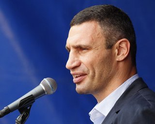 Кличко и представители УДАР перестали быть депутатами Киевсовета