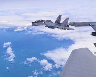 Россияне активизировались: ВС РФ сбросили взрывчатку на морской зерновой коридор, — Гуменюк (видео)