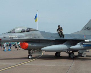 Український F-16 вперше збив винищувач РФ: несподівану заяву зробив генерал США