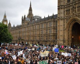 В Лондоне тысячи людей собрались на митинг против выхода из ЕС