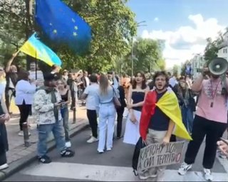 Кричали "Ганьба": как протестующие отреагировали на назначение Хмары (видео)