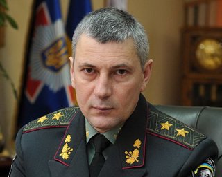 Бывшего командующего Внутренними войсками допросили по делу Януковича