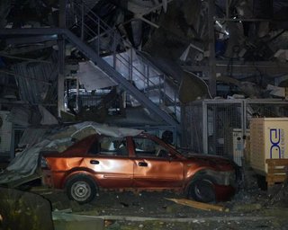 Зруйнований "АТБ" у Запоріжжі та затримки поїздів на Одещині: наслідки нічної атаки БПЛА