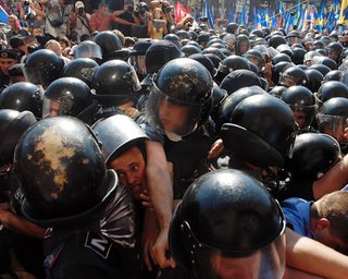 Спикер: И оппозиция, и большинство не хотят поднимать вопрос о киевских выборах