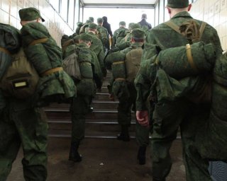 "Скребут по сусекам": командиры ВС РФ получили новый приказ после провального летнего наступления