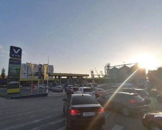 Паника в Крыму: "власти" ограничили продажу товаров, все поезда отменены, на АЗС очереди