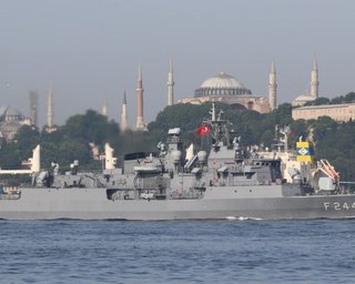 Турция решает вопрос о проходе кораблей США в Черное море с целью забрать сбитый БПЛА