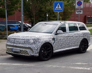 Двері як в Rolls-Royce і 650 сил: яким буде найдорожчий електрокар від Hyundai (фото)