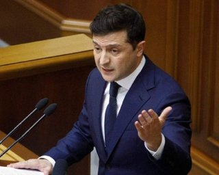 "Нас 65 миллионов". Зеленский вносит в Раду законопроект о множественном гражданстве