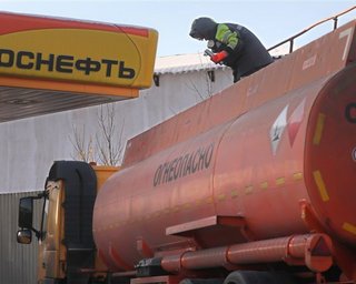 "З'їдає" доходи Кремля: китайські компанії обмежили закупівлю нафти у РФ, — Reuters