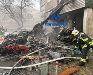 Авария с вертолетом в Броварах: полиция сообщает о раненых и погибших (фото, видео)