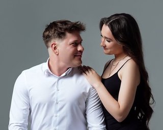 37-річний блогер закрутив роман із 18-річною: за нього неочікувано "вписалась" Соловій