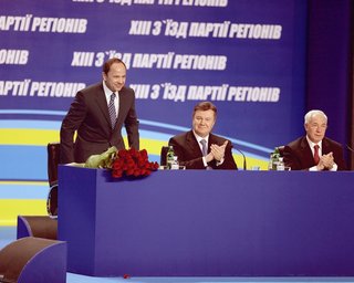 Ушли в отрыв. Партия регионов впервые за два года наращивает рейтинг