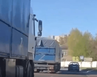 Окупанти РФ вивозять зерно з Херсонської та Миколаївської областей (відео)