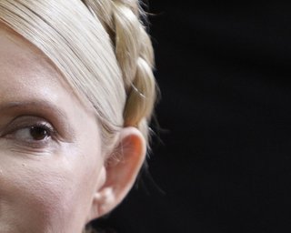 Власенко заявляет, что Тимошенко не отказывалась от приезда на суд в Киев