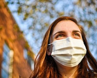 Киевские студенты две недели походят в масках