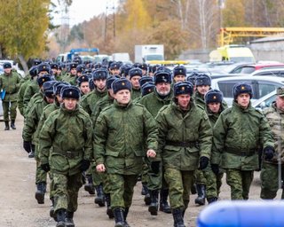 В РФ началась новая волна скрытой мобилизации: в соцсетях обнародовали документы (фото)