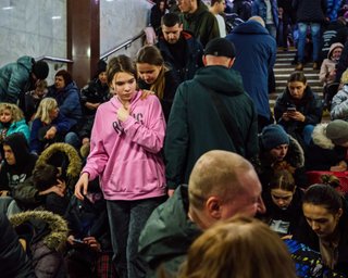 Ховалися понад 56 тисяч людей: в метро Києва відреагували на скарги на недопуск в укриття