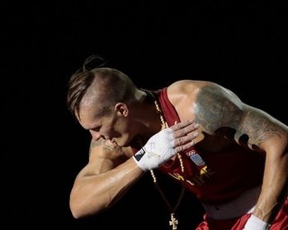 Боксер Александр Усик вышел в финал Олимпиады