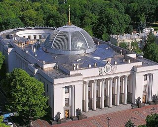 Медведеву предложат отказаться от политики старшего брата, - проект постановления Рады