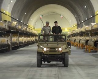 КВІР готує "Батька всіх бомб": Іран відповів на плани США щодо "Матері всіх бомб"