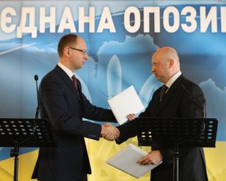 После парламентских выборов оппозиция получила шанс победить на президентских, - политолог