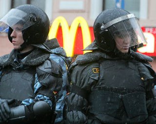 В Москву к выборам перебросят шесть тысяч омоновцев, - СМИ