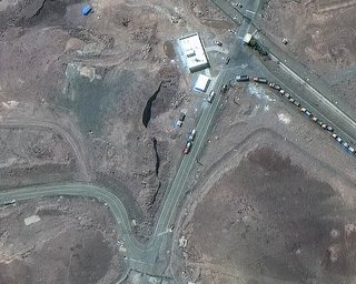 Радіоактивна таємниця: Іран вивіз збагачений уран у невідомому напрямку (відео)