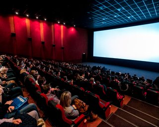 Кинотеатры и детские центры в России хотят перенести на первые этажи ТРК