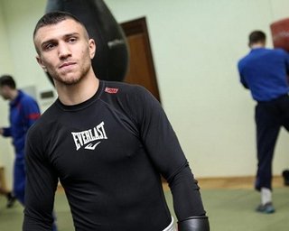 Василий Ломаченко может подписать контракт с компанией Top Rank