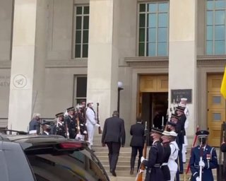 Зеленский и Таран приехали в Пентагон для встречи с Остином Ллойдом (видео)