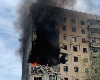 У Кривому Розі зросла кількість загиблих внаслідок ракетного удару РФ (фото, відео)