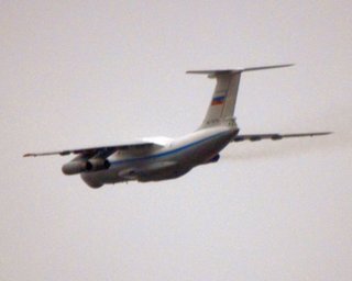 Воздушное пространство над аэропортом "Симферополь" закрыто