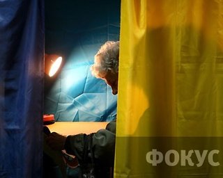 В Запорожье пенсионер пытался унести бюллетень с участка