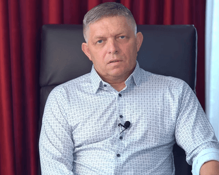 "Прощаю и предупреждаю": Фицо сделал первое после покушения заявление, в котором упомянул Украину (видео)