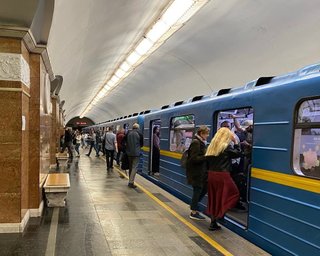 Кияни можуть лишитися без метро на 2-3 дні: інженер розповів, чим загрожує посилення обстрілів РФ