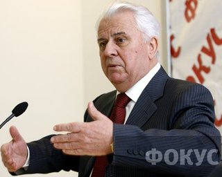 Ближайшее окружение первым сдаст Януковича, - Леонид Кравчук