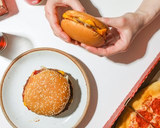 Как в ресторане: три рецепта вкусных бургеров от Эктора, Кацурина и Ярославского