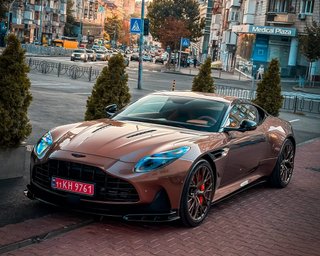У Києві з'явився новітній британський суперкар із 700-сильним двигуном Mercedes (фото)