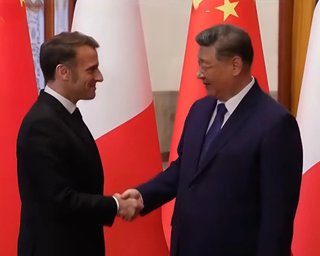 Макрон запропонував мораторій на удари по енергетиці: чи натисне Сі Цзіньпін на РФ задля миру